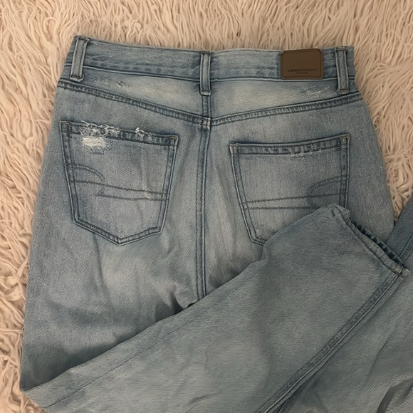 American Eagle Outfitters Mom Jeans - Picture 2 of 2